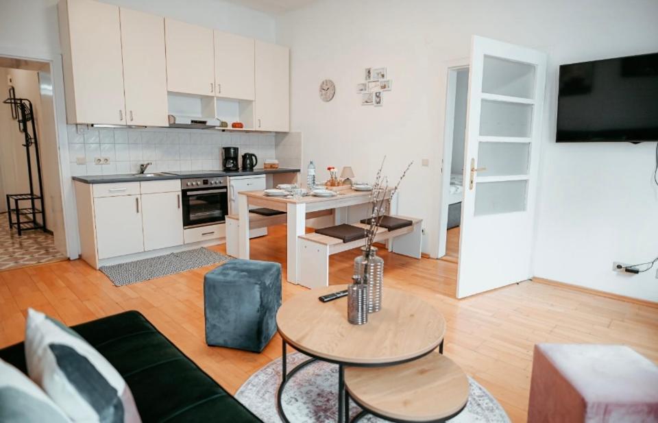 Raimond Apartment Top 27 Відень Екстер'єр фото